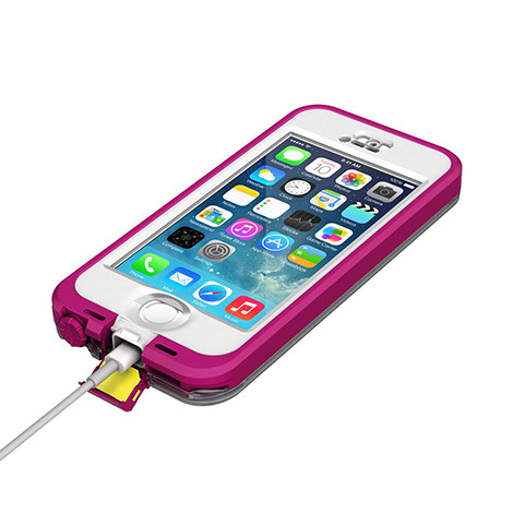 iphone-se-lifeproof-case